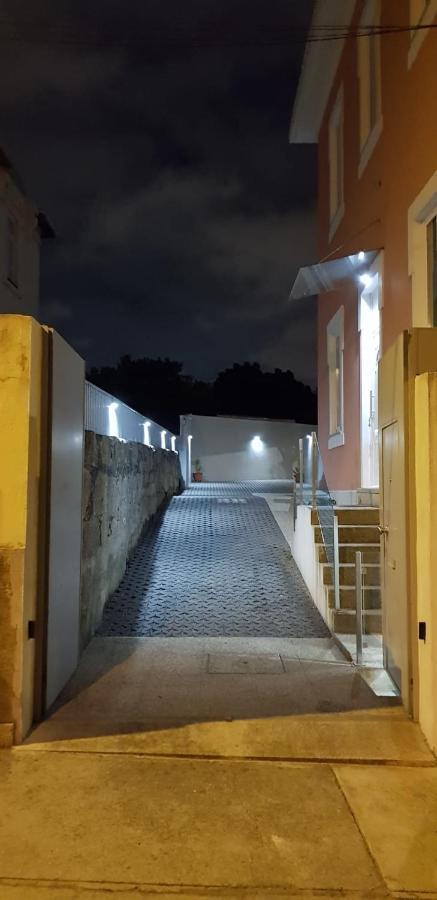 Casa de férias Luxurious Pink House And Parking Porto
